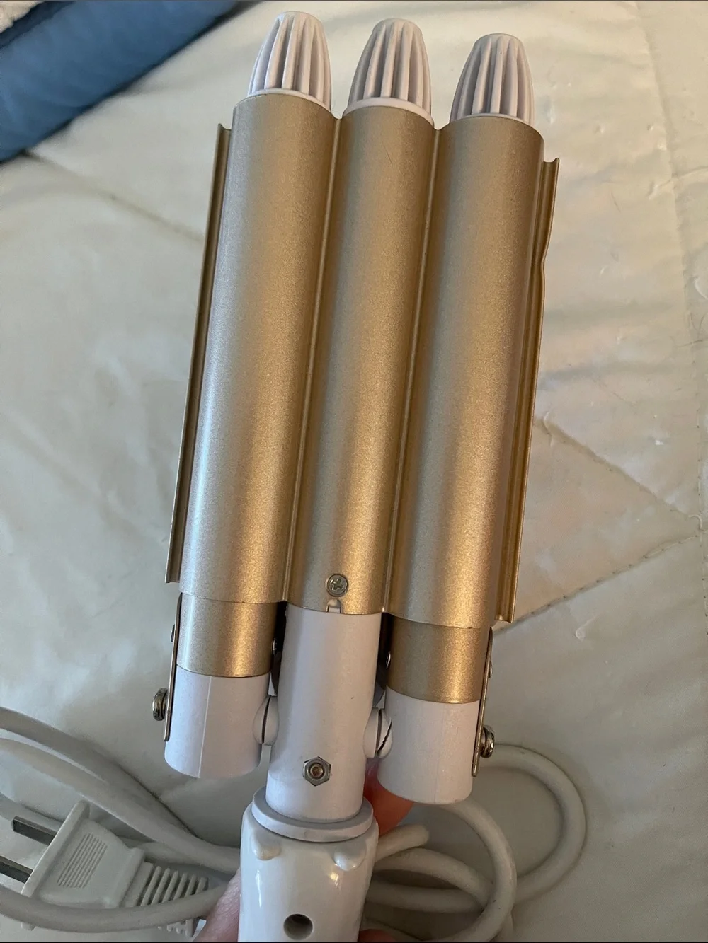 Triple Barrel Hair Waver - Gold and White